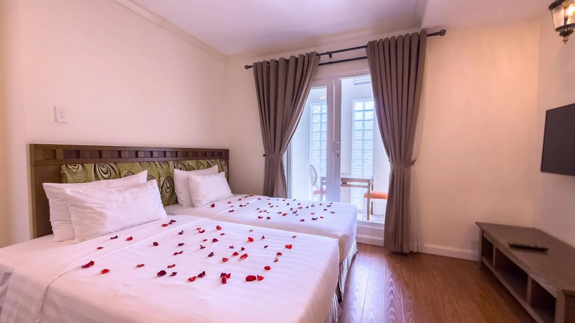 ***  Phoenix Hotel Vung Tau Vietnam