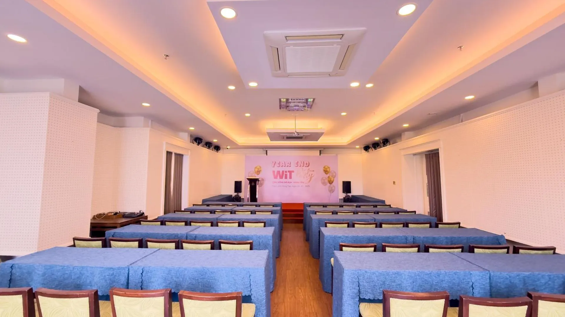 Phoenix Hotel Vũng Tàu